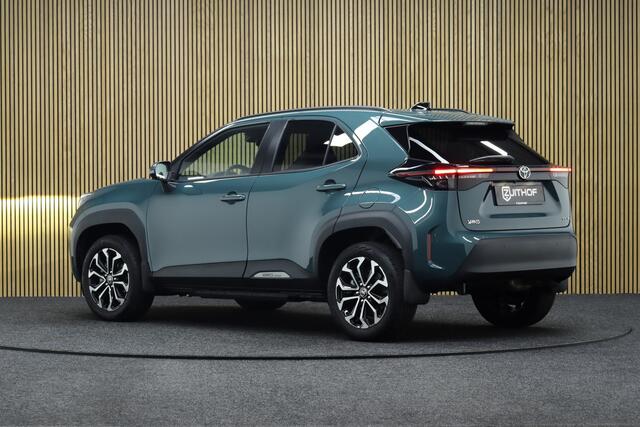 Toyota YARIS Cross 1.5 Hybrid 130 First Edition | Comfort Pack | Adaptive-cruise | Apple Carplay & Android Auto | Camera | Clima | Parkeersensoren | Keyless | Navigatie | Stoel & Stuurverwarming | Dodehoekdetectie