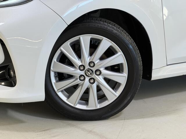 Toyota YARIS 1.5 VVT-i Dynamic | Keyless | Carplay | LED |