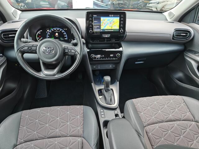 Toyota YARIS Cross Hybrid AWD-i Elegant