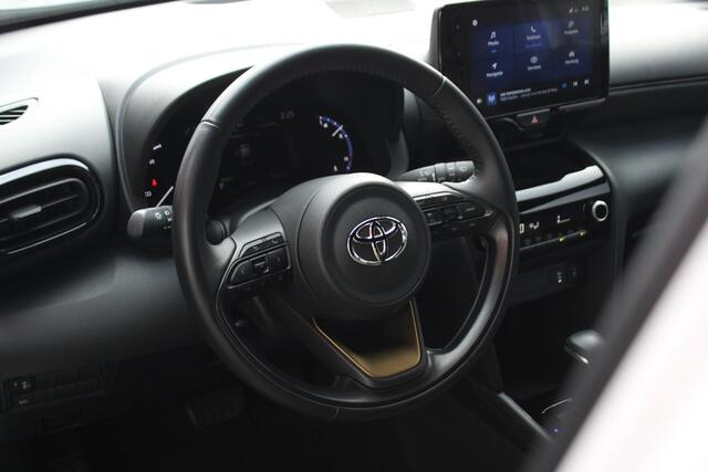 Toyota YARIS Cross 1.5 Hybrid Explore Stoelverwarming, Cruise Control Adaptief, Keyless Entry/Start, Achteruitrijcamera, Parkeersensoren Voor en Achter