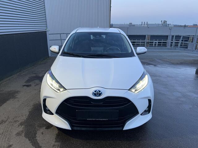 Toyota YARIS 1.5 Hybrid Dynamic LED, Lichtmetalen velgen, Adaptieve cruise control, Achteruitrijcamera,