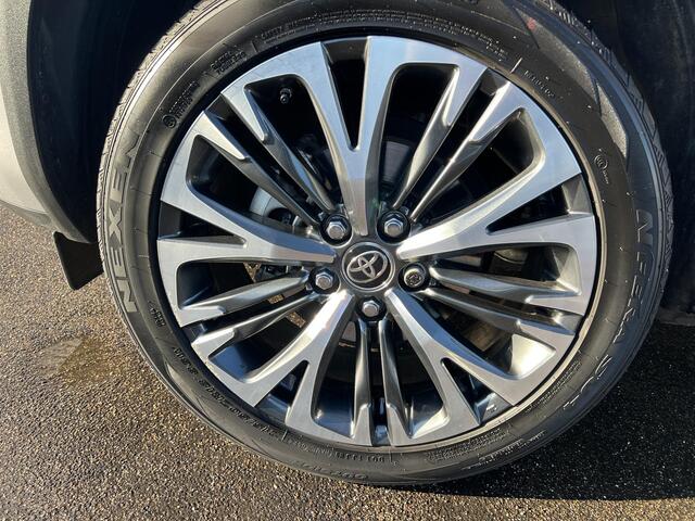 Toyota YARIS Cross 1.5 Hybrid Executive Nieuw geleverd en dealeronderhouden, 1e eign. Dodehoekdetectie, JBL, Stoelverwarming, Privacy glass