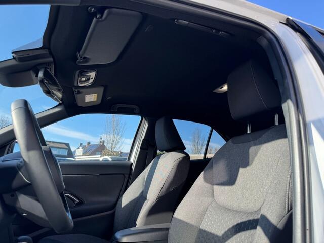 Toyota YARIS 1.5 HYBRID DYNAMIC, Zo goed als nieuw! Acc, Carplay, etc..