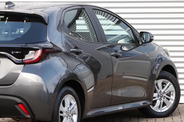 Toyota YARIS 1.5 Hybrid 115 Active Face-Lift