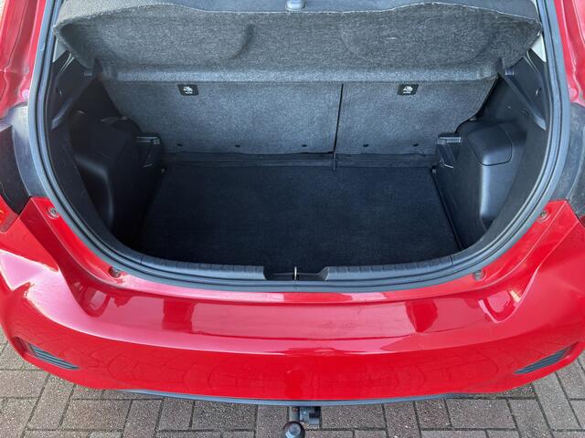 Toyota YARIS 1.5 Hybrid Aspiration 5-drs. CAMERA/CLIMA/CRUISE/MEDIA/TREKHAAK