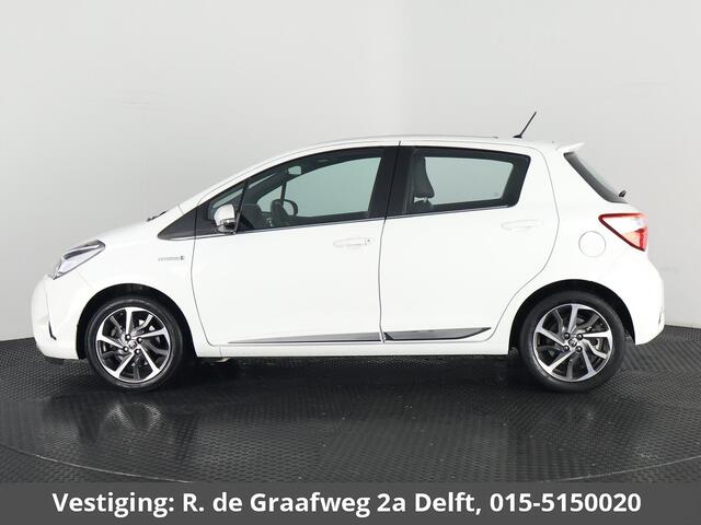 Toyota YARIS 1.5 Hybrid Executive | Panoramadak | Leder | Lichtmetalen velgen | Navigatie