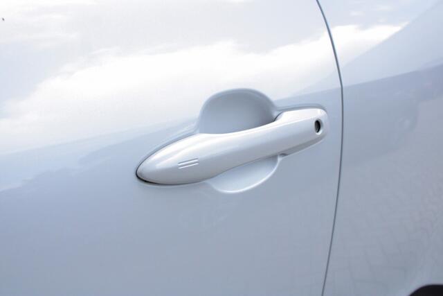 Toyota YARIS Cross 1.5 Hybrid Executive |360 camera|dealer onderhouden|voorruit/stoelverwarming|keyless|