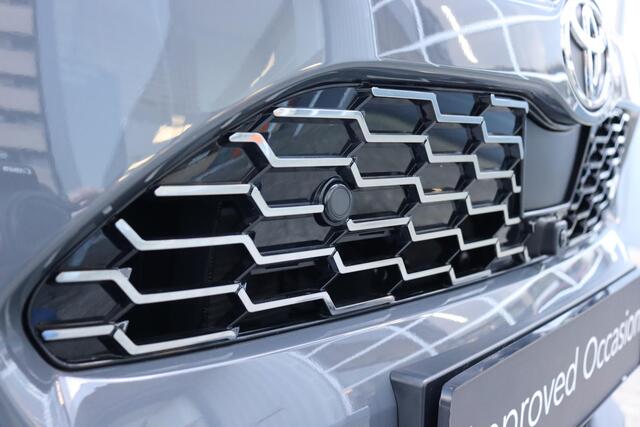 Toyota YARIS Cross 1.5 Hybrid 130 GR Sport, 360 Camera, Stoel- en Stuurverwarming met voordeel!