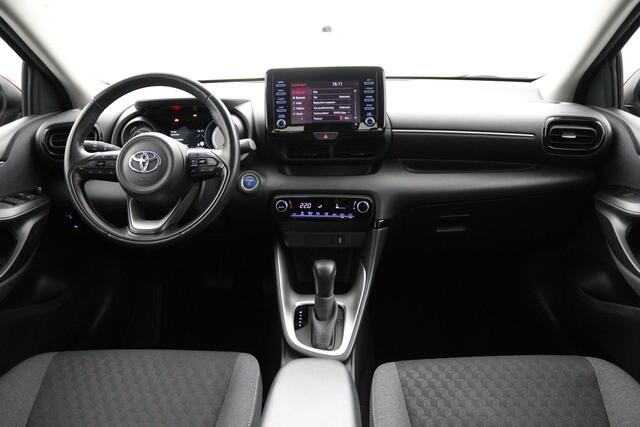 Toyota YARIS 1.5 Hybrid Dynamic | Navigatie | Cruisecontrol | Parkeercamera | Keyless |