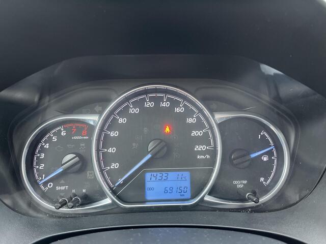 Toyota YARIS 1.5 VVT-i Comfort | Airconditioning | Bluetooth