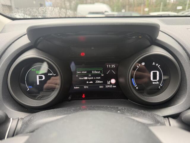 Toyota YARIS 1.5 Hybrid Dynamic | Trekhaak | 1e eigenaar | NAP | Wordt nog gepoetst
