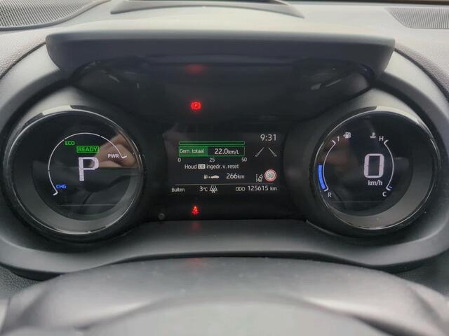 Toyota YARIS 1.5 93pk Hybrid Executive Automaat Panoramadak Camera Navigatie