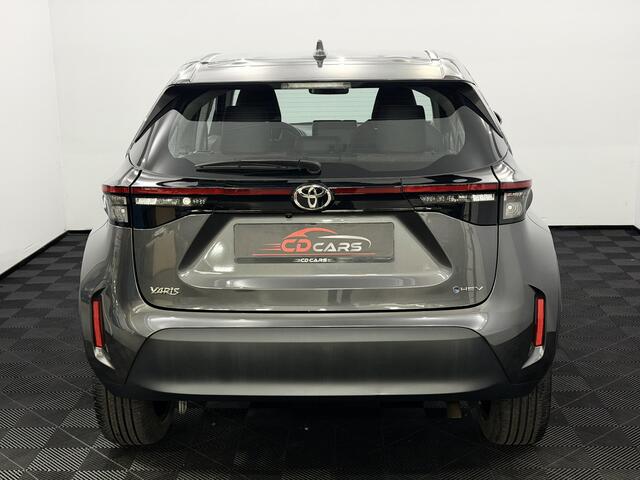 Toyota YARIS Cross 1.5 Hybrid 115 First Edition Camera, Half leder, Apple carplay, Keyless start, Rijstrook correctie, Cruise control, 2 jaar garantie