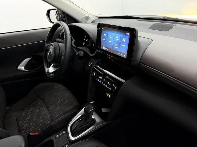 Toyota YARIS Cross 1.5 Hybrid 115 First Edition Camera, Half leder, Apple carplay, Keyless start, Rijstrook correctie, Cruise control, 2 jaar garantie