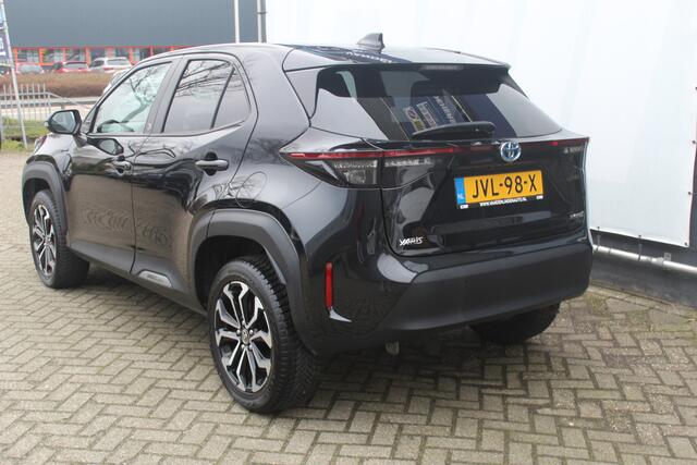 Toyota YARIS Cross 1.5 Hybrid Dynamic Team D Keyless start-stop l Stuur- en stoelverwarming l Parkeercamera l Apple carplay/ Android auto l Dode hoek detectie
