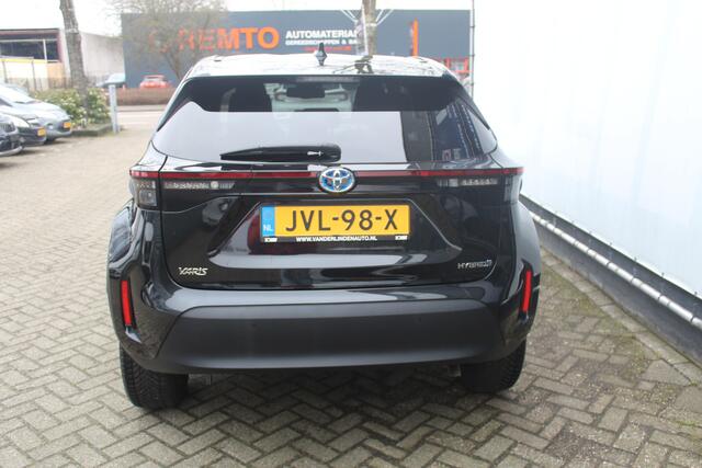 Toyota YARIS Cross 1.5 Hybrid Dynamic Team D Keyless start-stop l Stuur- en stoelverwarming l Parkeercamera l Apple carplay/ Android auto l Dode hoek detectie