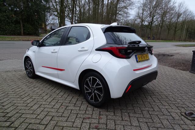 Toyota YARIS 1.5 Hyb. Dynamic CLIMA LED VERL 1e eig