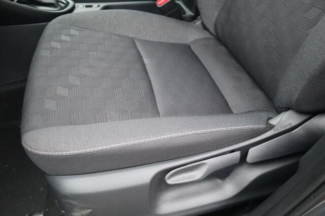 Toyota YARIS 1.5 Hybrid 115 Dynamic | Comfort Pack | Blindspot | Stuur en sto