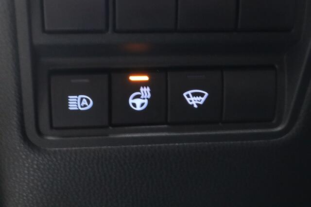 Toyota YARIS Cross 1.5 Hybrid Dynamic | All Seasons | Blindspot | Stuur en Stoelver