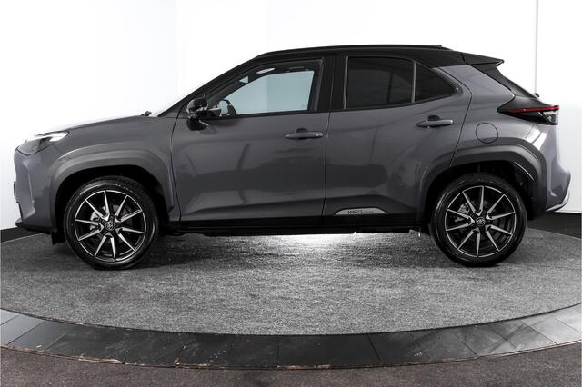 Toyota YARIS Cross 1.5 Hybrid 130 GR Sport | Adapt.Cruise | Head-up | 360 Camera | Stoel+Stuurverw. | Dig.Cockpit | NAV + App. Connect (Draadloos) | ECC | LM 18" | 9816