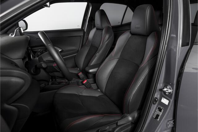 Toyota YARIS Cross 1.5 Hybrid 130 GR Sport | Adapt.Cruise | Head-up | 360 Camera | Stoel+Stuurverw. | Dig.Cockpit | NAV + App. Connect (Draadloos) | ECC | LM 18" | 9816