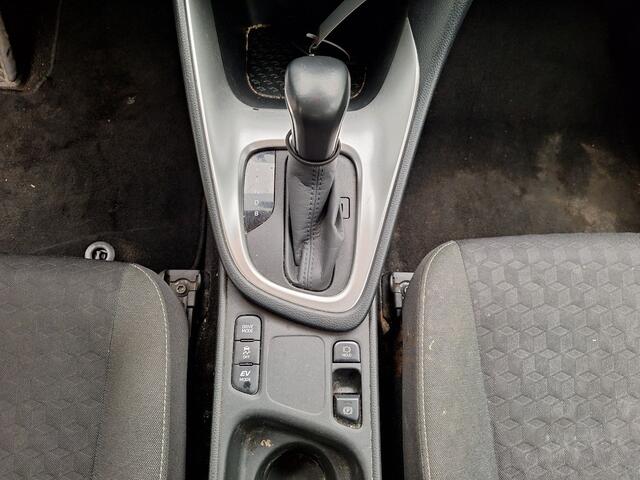 Toyota YARIS 1.5 Hybrid Dynamic