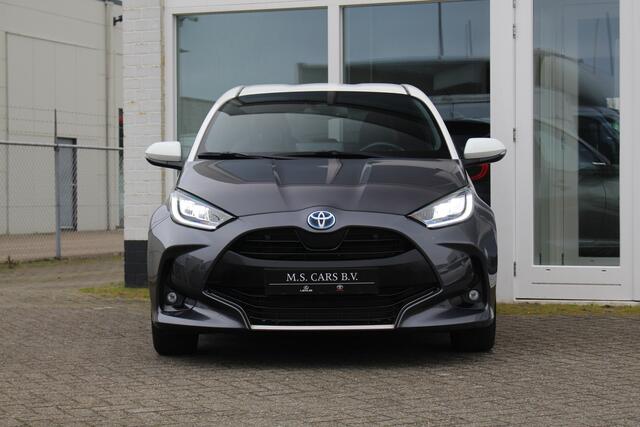 Toyota YARIS 1.5 Hybrid Executive Bi-tone kleur I Leder I Head up I Applecarplay I LED koplampen