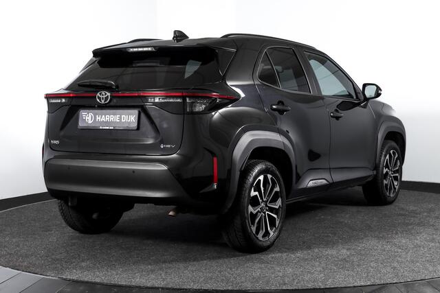 Toyota YARIS Cross 1.5 Hybrid 115 Dynamic | Dig.Cockpit | Adapt.Cruise | Stoel-+stuurverwarming | Camera | PDC | NAV+App.Connect | Auto.Airco | LM 17" | 1082