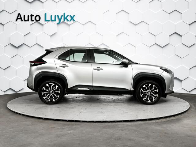 Toyota YARIS Cross 1.5 Hybrid Dynamic | Navigatie | 17'' L.M. Velgen | Adaptieve Cruise Control