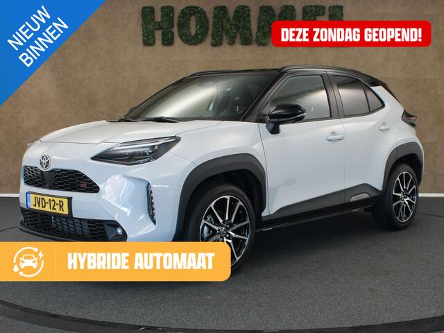 Toyota YARIS Cross 1.5 Hybrid 130 GR SPORT - ELEKTRISCHE ACHTERKLEP - CAMERA - PARKEERSENSOREN VOOR/ ACHTER - PARKEERASSISTENT - HEAD UP DISPLAY - DODEHOEK DETECTIE - VOORSTOELEN VERWARMD - STUUR VERWARMD - VOORRUIT VERWARMD - KEYLESS ENTRY/ START - SPORTSTOELEN