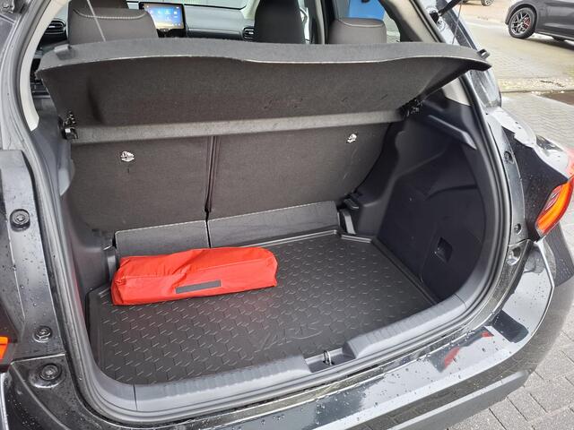 Toyota YARIS 1.5 Hybrid 115 First Edition