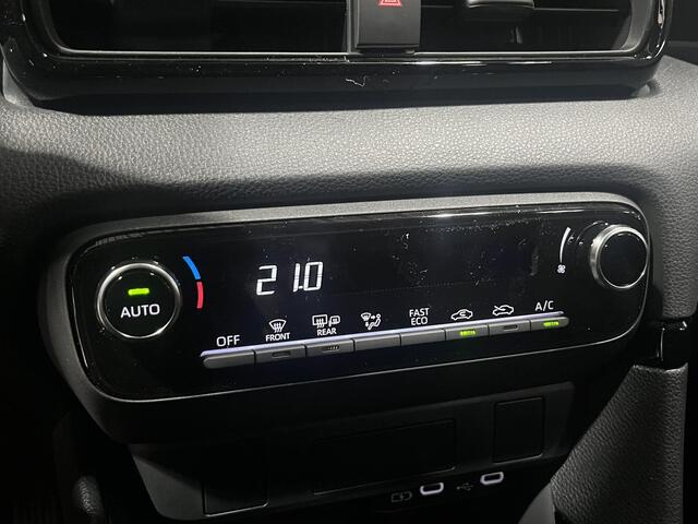 Toyota YARIS 1.5 Hybrid 115 First Edition Toyota Yaris Hybrid 115 First Edition | Modeljaar 2024 | Voorraad |