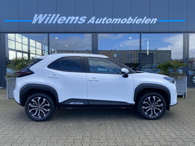 Toyota YARIS Cross 1.5 Hybrid AWD Adaptive Cruise Control, App Connect, Navigatie
