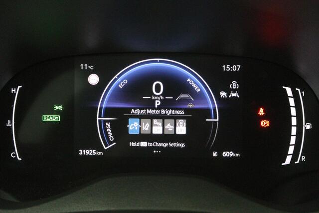 Toyota YARIS Cross 1.5 Hybrid 115 First Edition | Comfort pack | Parkeersensoren | Stuur en stoel verwarming |