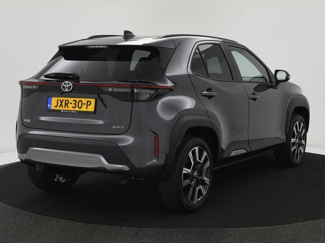 Toyota YARIS Cross 1.5 Hybrid 130 Executive WINTERPACK|ACC|BLIS|PDC|CAMERA|ELEK.ACHTERKLEP|18INCH|NIEUWE AUTO!!