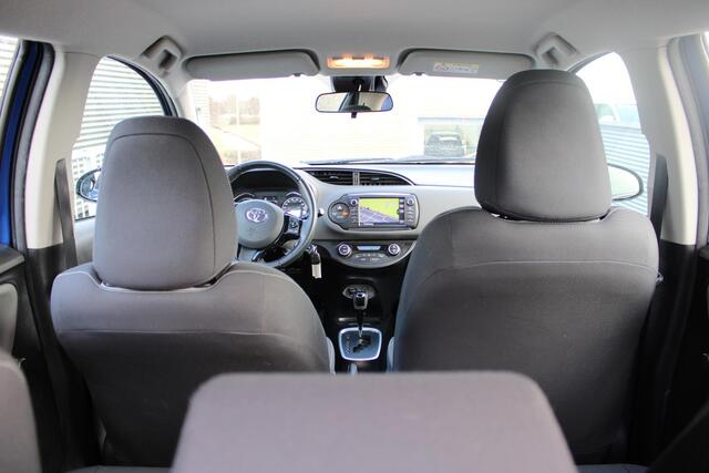 Toyota YARIS 1.5 Hybrid Energy AUTOMAAT TREKHAAK, ACHTERUITRIJCAMERA, NAVIGATIE