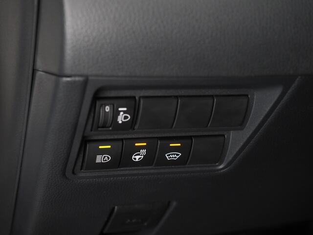 Toyota YARIS Cross 1.5 Hybrid 130 Executive/ Teamplayer | Dodehoekdetectie | Parkeersensoren Voor en Achter | Stuurwiel- En Stoelverwarming | Botsherkenning | Grootlichtassistent