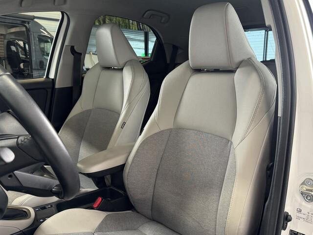 Toyota YARIS 1.5 Hybrid Executive Limited | Elekt. Inkl. Spiegels | Stoelverwarming | Keyless | Apple/Android Auto |