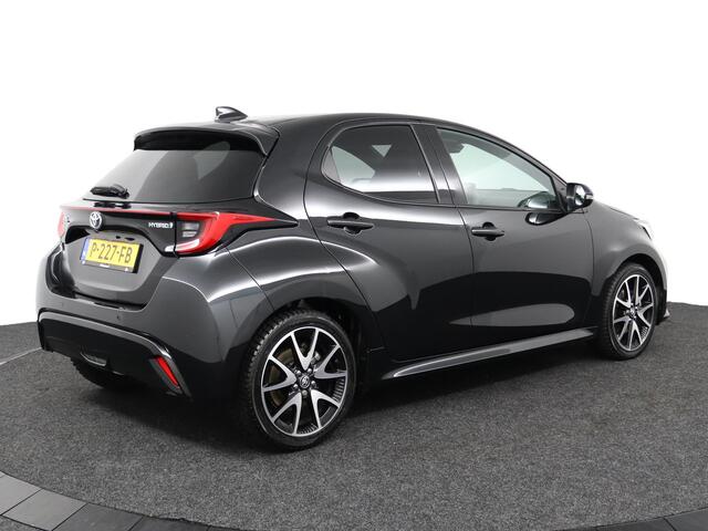 Toyota YARIS 1.5 Hybrid Executive | Apple Carplay/Android Auto | dodehoek detectie | parkeer sensoren |