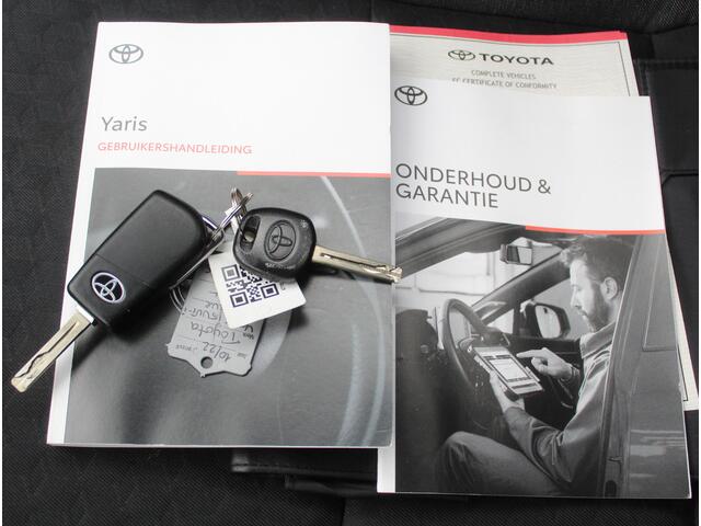 Toyota YARIS 1.5 VVT-i Active CAMERA | AIRCO | CARPLAY | ADAPCRUISE | LED | CV | DAB | ISOFIX