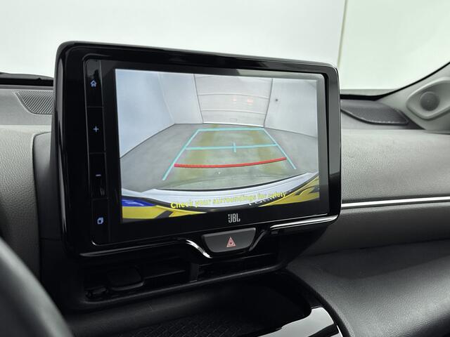 Toyota YARIS Cross 1.5 Hybrid Executive | Beurt Incl | Bi-Tone | Lichtmetalen Velgen 18'' | Panoramadak | Parkeersensoren | Navigatie |