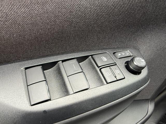 Toyota YARIS Cross 1.5 Hybrid 130 Dynamic | Stuur en Stoelverwarming | All Seasons