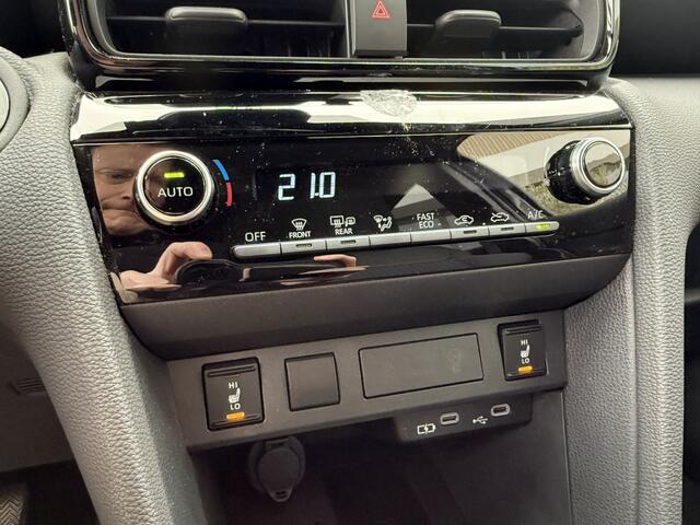 Toyota YARIS Cross 1.5 Hybrid 130 Dynamic | Stuur en Stoelverwarming | All Seasons