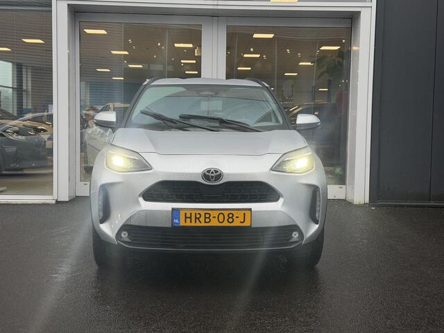Toyota YARIS Cross 1.5 Hybrid 115 First Edition met Comfort Pack | Dodehoek detectie | Stoel & stuur verwarming | sensoren V+A