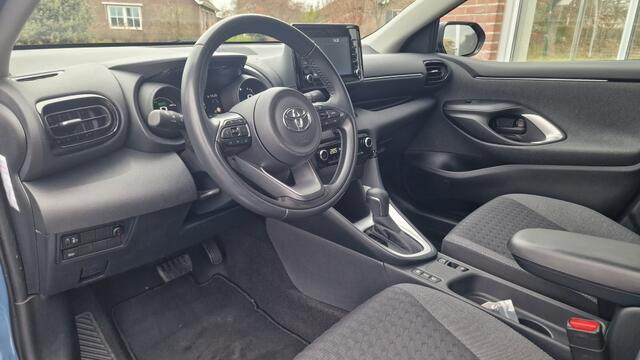 Toyota YARIS 1.5 Hybrid Dynamic, Lane Assist, Adp Cruise, NAP
