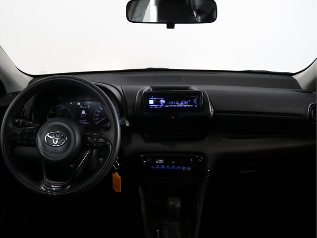 Toyota YARIS 1.5 Hybrid Comfort | Airco | Adaptieve Cruisecontrol | Dimsensor |