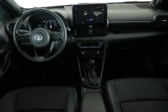 Toyota YARIS 1.5 Hybrid Executive 130 Limited, Head up Display, Panoramadak, Sensoren!