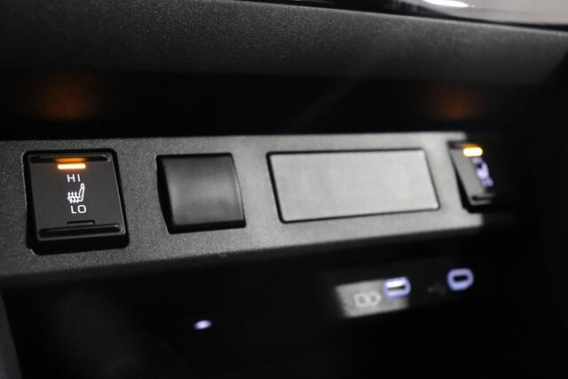 Toyota YARIS Cross 1.5 Hybrid 130 Executive, Premium Pack, BSM, JBL, Head-Up, Kicksensor, Stoel & Stuur verwarming!