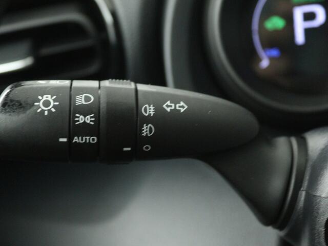 Toyota YARIS 1.5 Hybrid First Edition