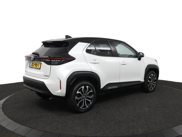 Toyota YARIS Cross 1.5 Hybrid First Edition | Adaptive Cruise Control | Achteruitrijcamera | Apple Carplay | Android Auto | All seasons |
